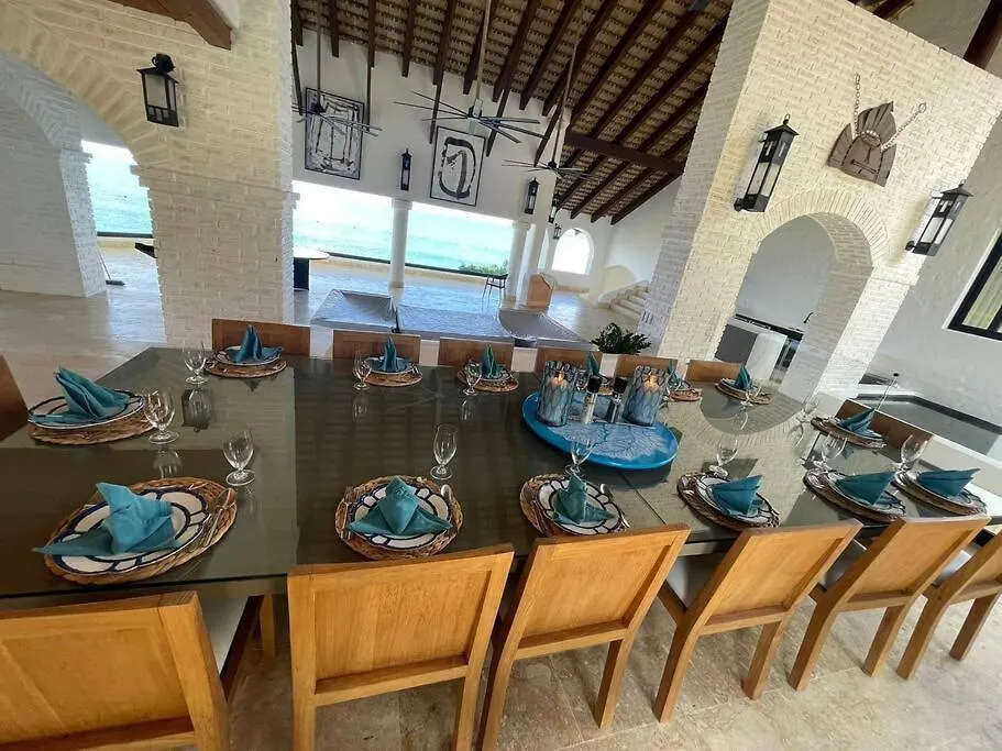 Ocean Front Villa Accommodates 14 Guests With Service La Romana Dominican Republic